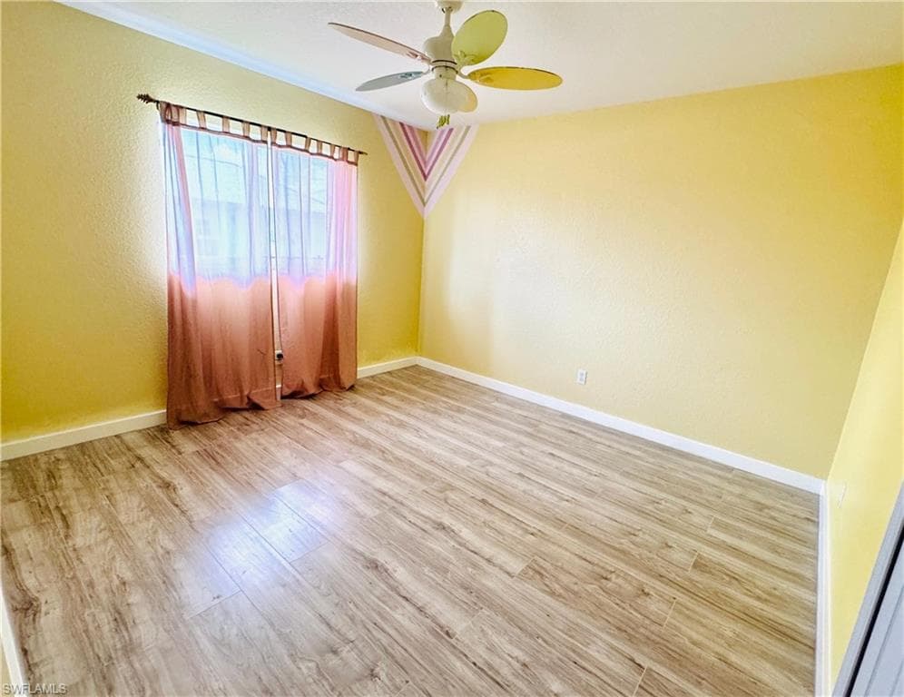 230 Kamal Pkwy, Cape Coral, FL 33904-26