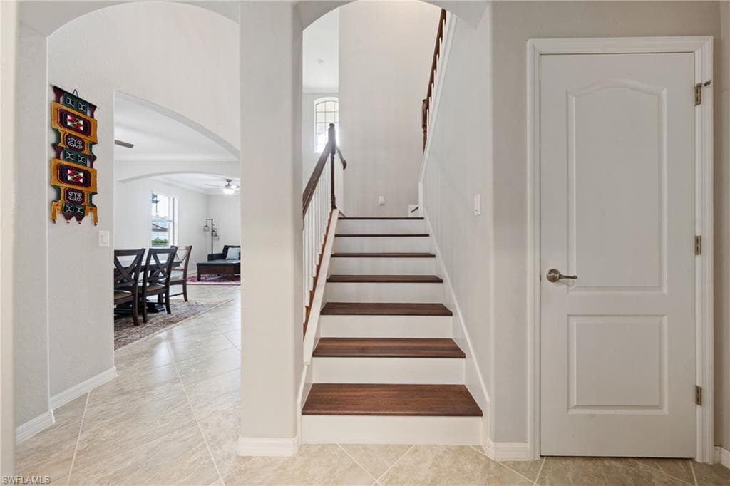 4228 Raffia Palm Cir, Naples, FL 34119-16