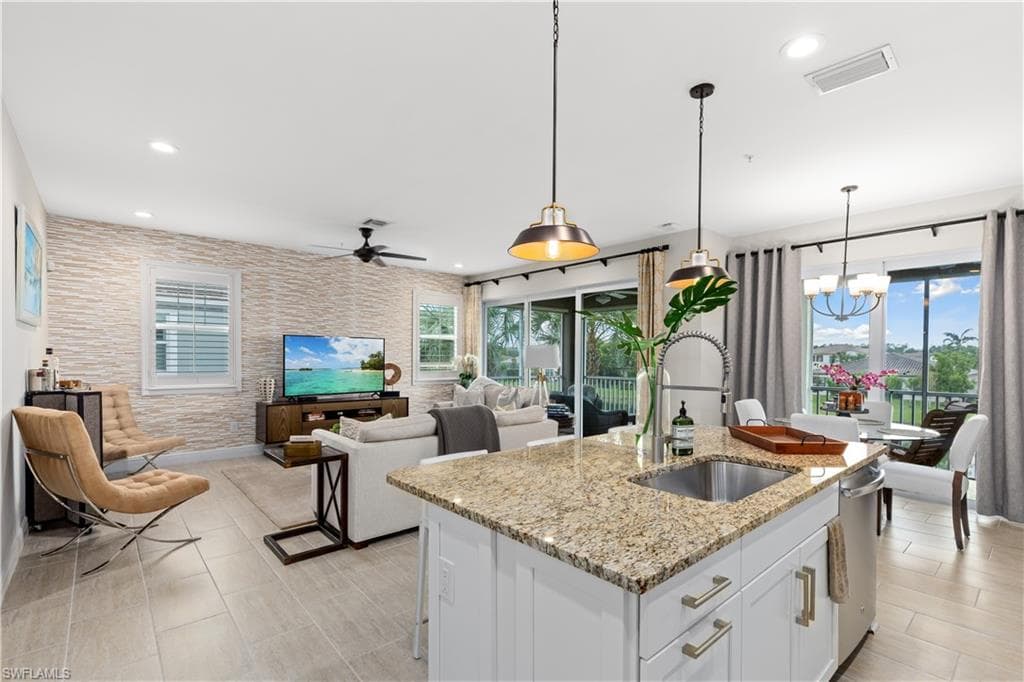 2311 Sawyers Hill Rd 805, Naples, FL 34120-9