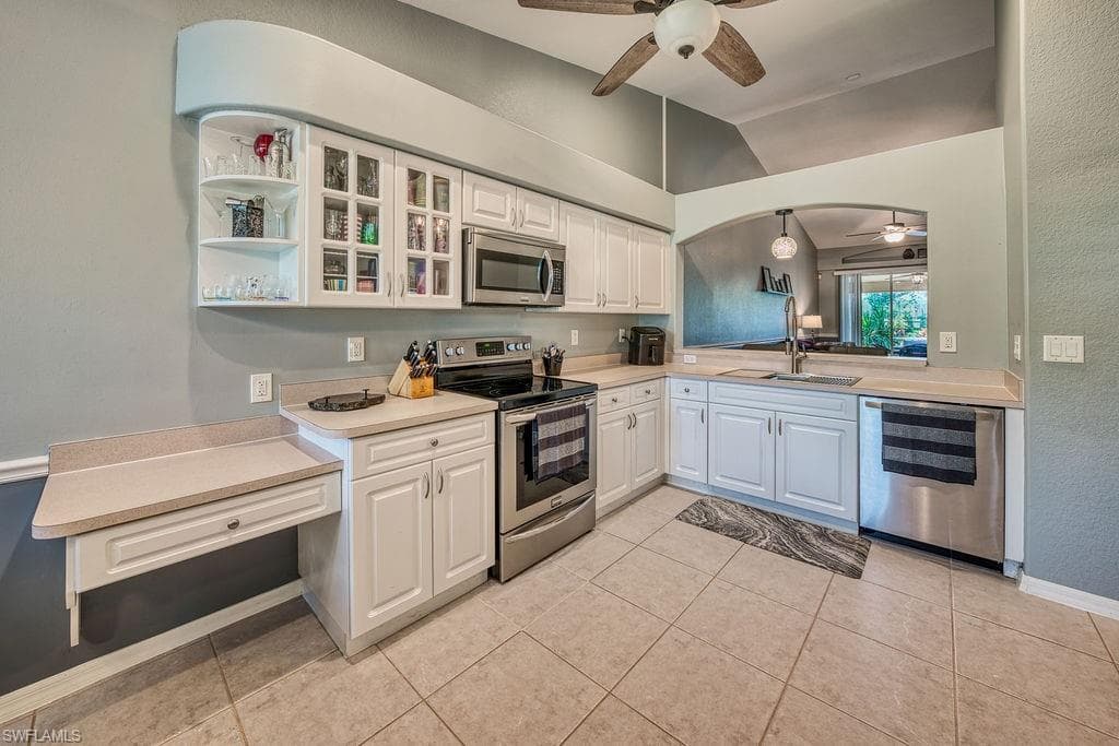 8239 Ibis Cove Cir A126, Naples, FL 34119-8