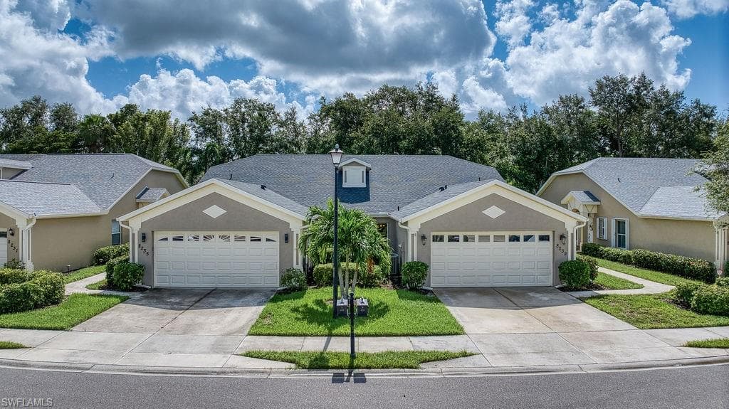 8239 Ibis Cove Cir A126, Naples, FL 34119-32