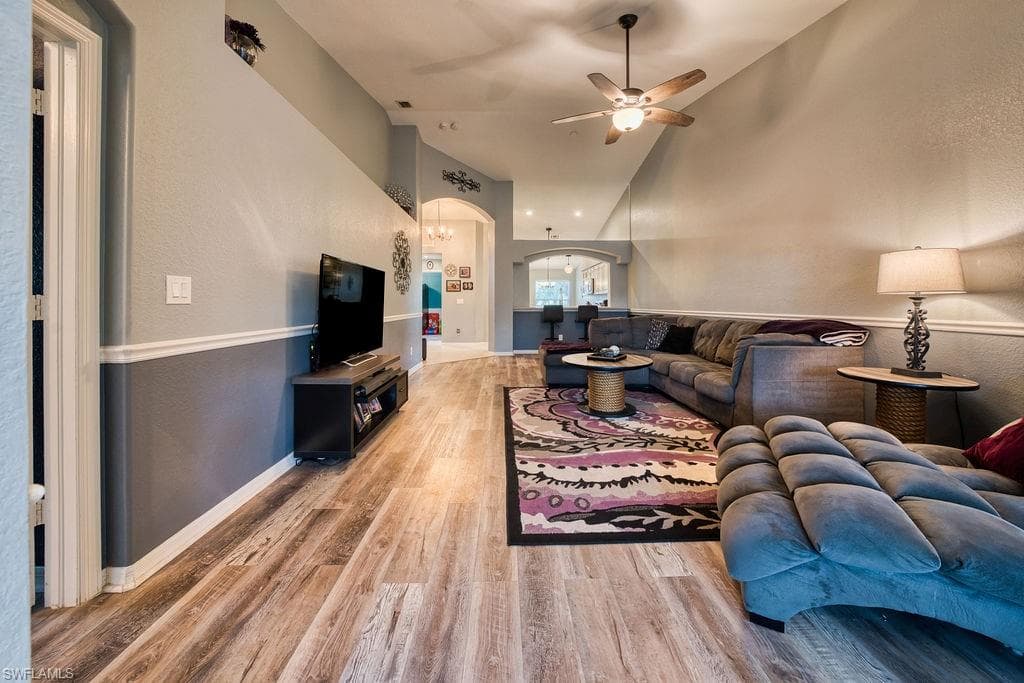 8239 Ibis Cove Cir A126, Naples, FL 34119-6