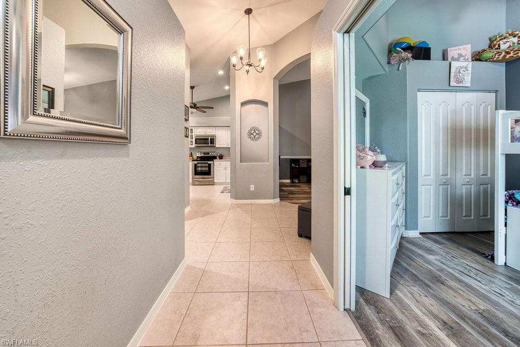 8239 Ibis Cove Cir A126, Naples, FL 34119-7