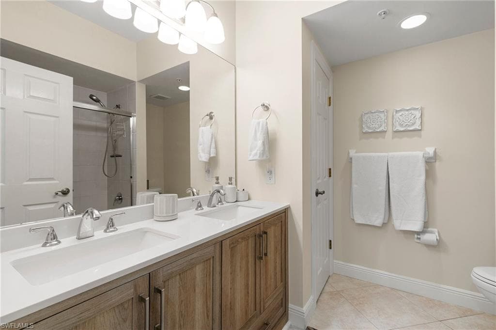 907 Panama Ct 303, Marco Island, FL 34145-20