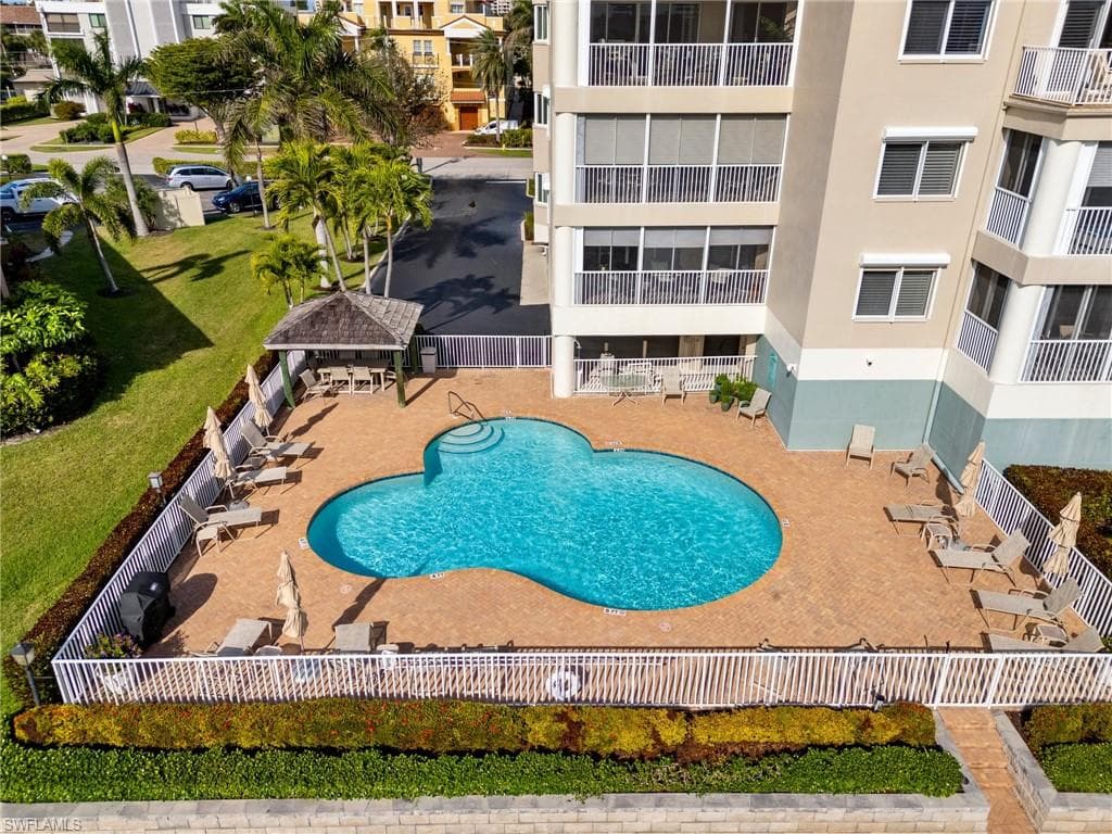 907 Panama Ct 303, Marco Island, FL 34145-30