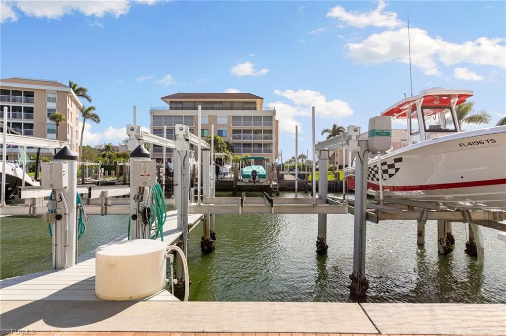 907 Panama Ct 303, Marco Island, FL 34145-32