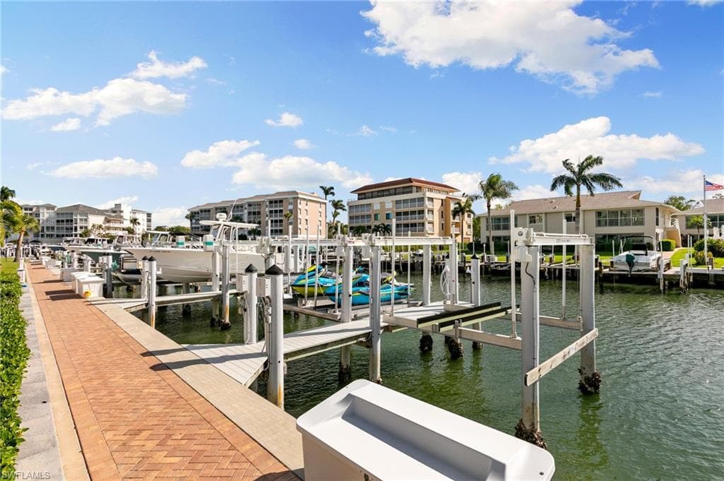 907 Panama Ct 303, Marco Island, FL 34145-33