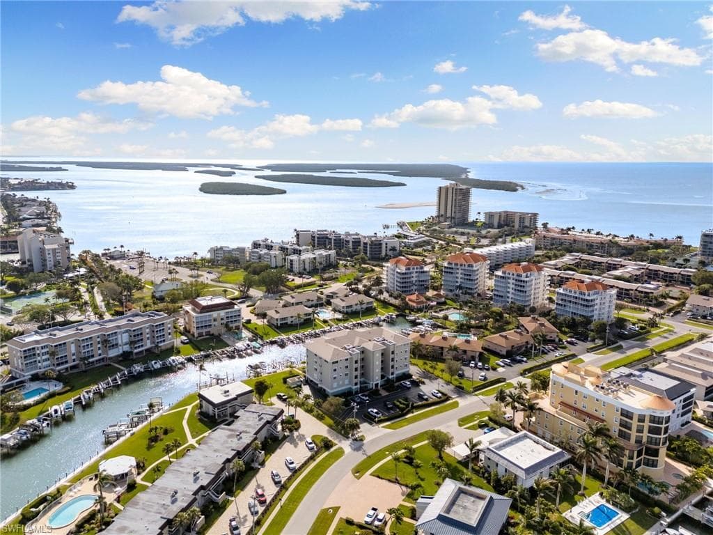 907 Panama Ct 303, Marco Island, FL 34145-38