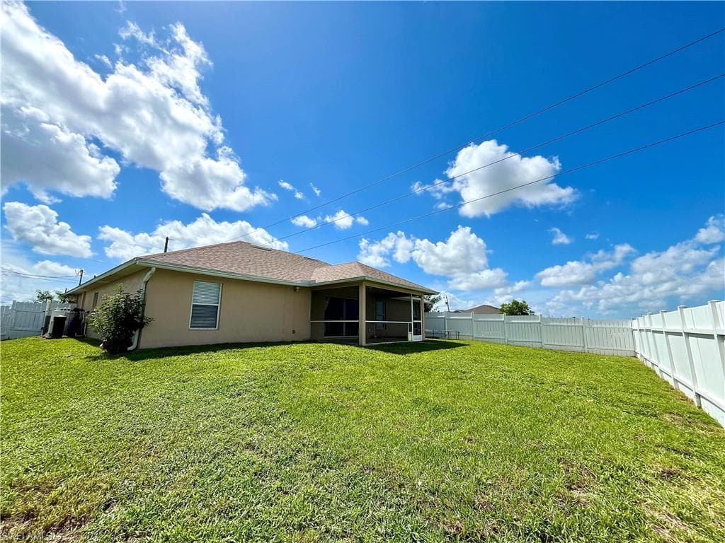 2720 1st Pl, Cape Coral, FL 33909-21