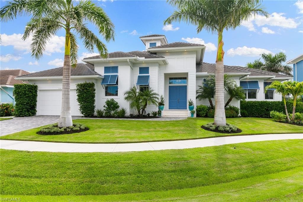 239 Capistrano Ct, Marco Island, FL 34145-1