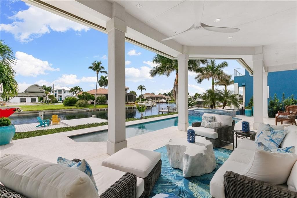 239 Capistrano Ct, Marco Island, FL 34145-31