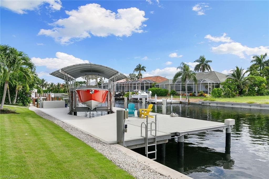 239 Capistrano Ct, Marco Island, FL 34145-39
