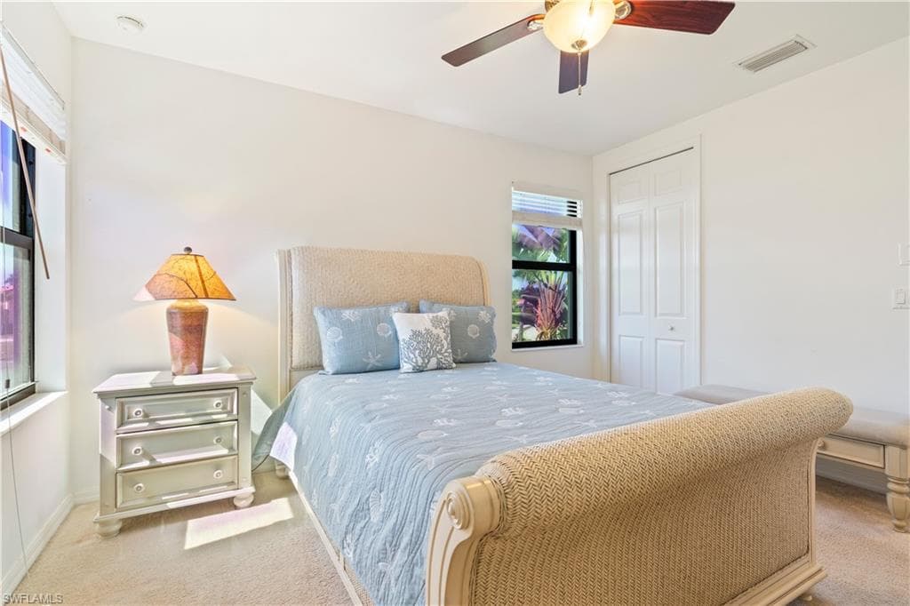 1252 Manado Dr, Naples, FL 34113-11