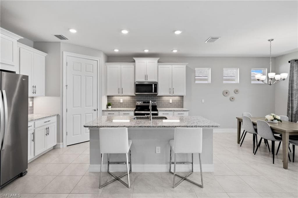 28016 Captiva Shell Loop, Bonita Springs, FL 34135-8