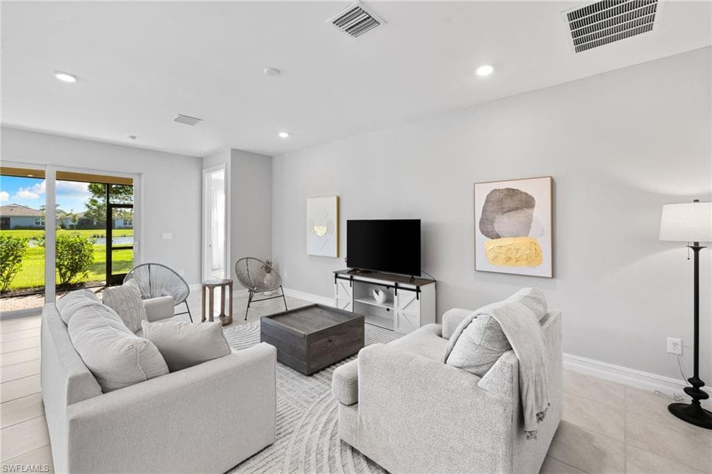 28016 Captiva Shell Loop, Bonita Springs, FL 34135-2