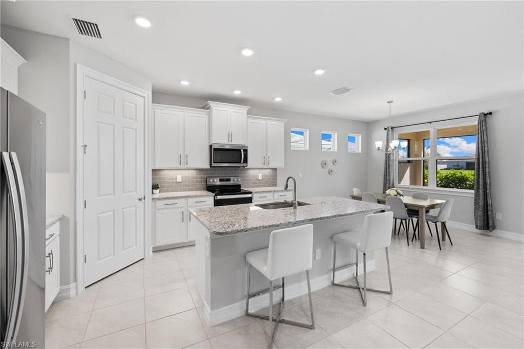 28016 Captiva Shell Loop, Bonita Springs, FL 34135-7