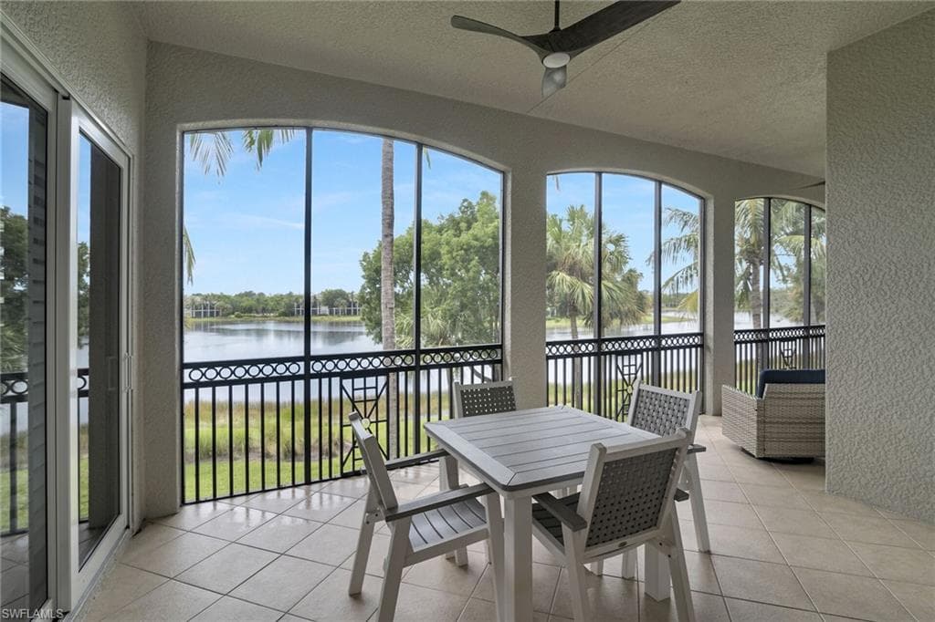 9255 Museo Cir W 202, Naples, FL 34114-25