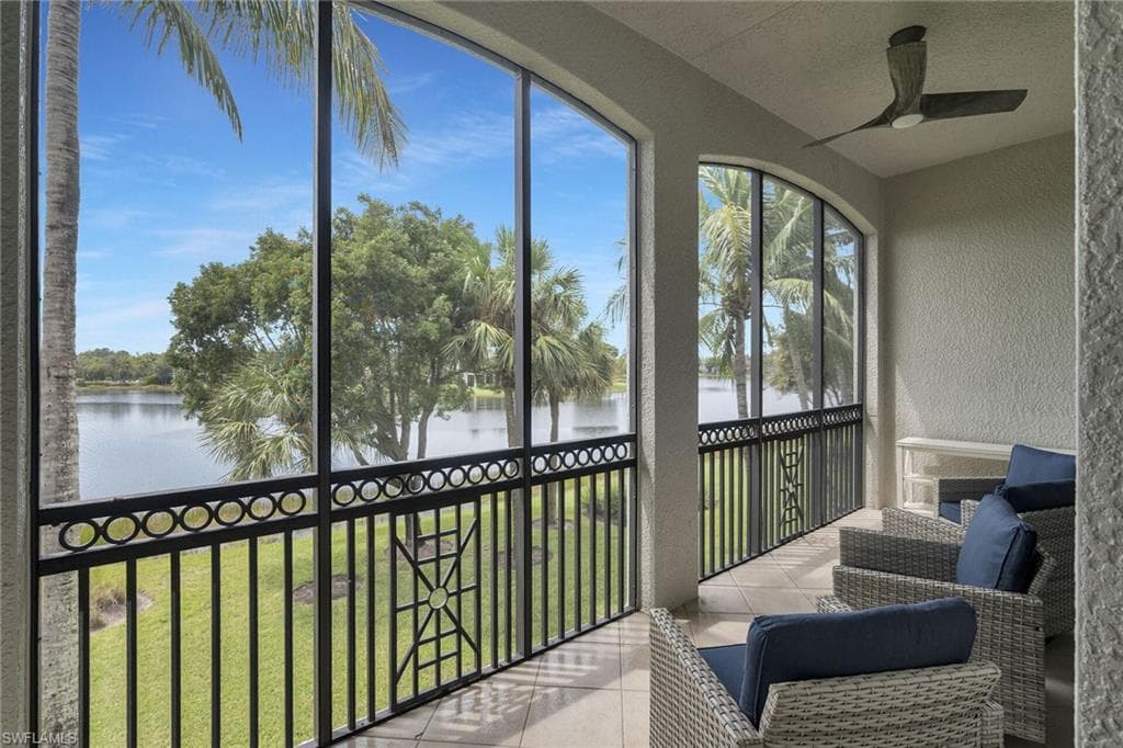 9255 Museo Cir W 202, Naples, FL 34114-27