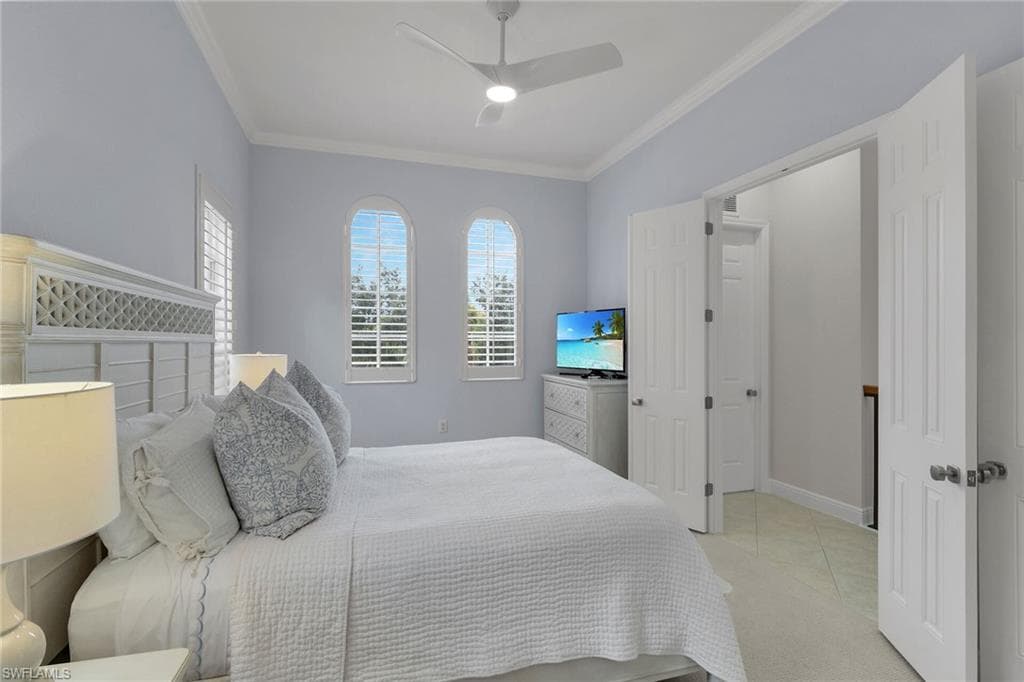 9255 Museo Cir W 202, Naples, FL 34114-6