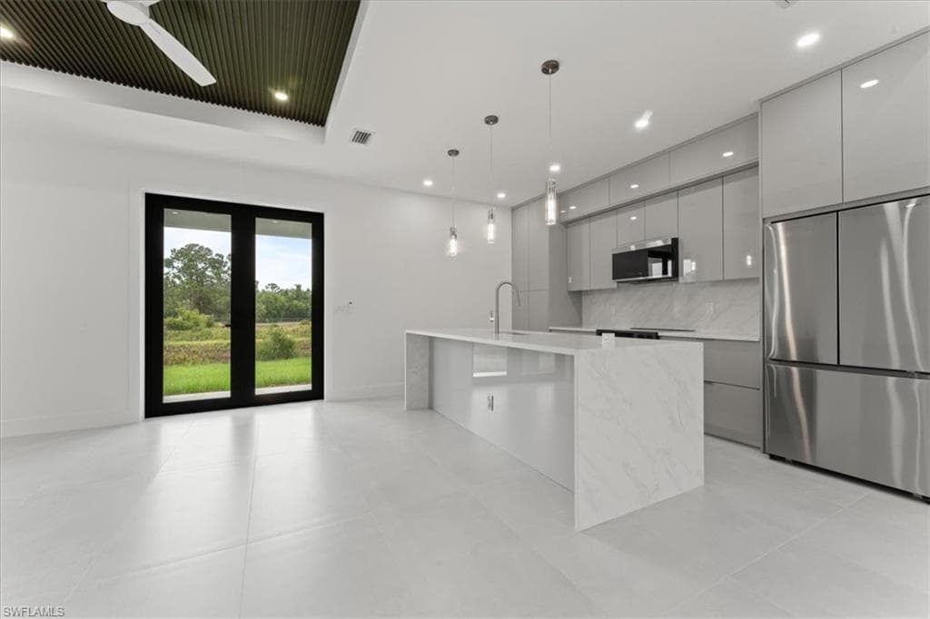 731 Colyer St E, Lehigh Acres, FL 33974-4