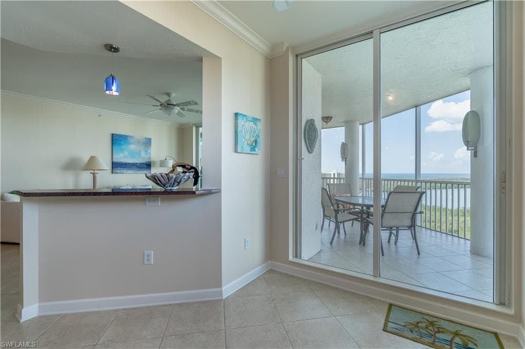 325 Dunes Blvd 1106, Naples, FL 34110-12