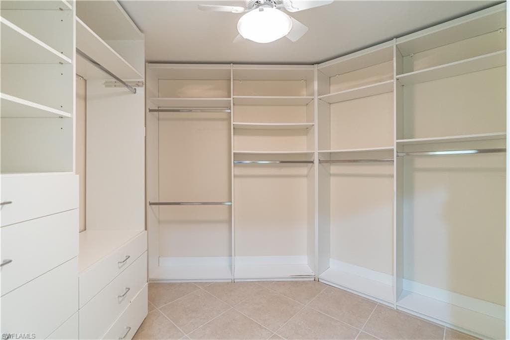 325 Dunes Blvd 1106, Naples, FL 34110-18