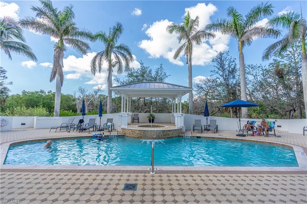 325 Dunes Blvd 1106, Naples, FL 34110-27