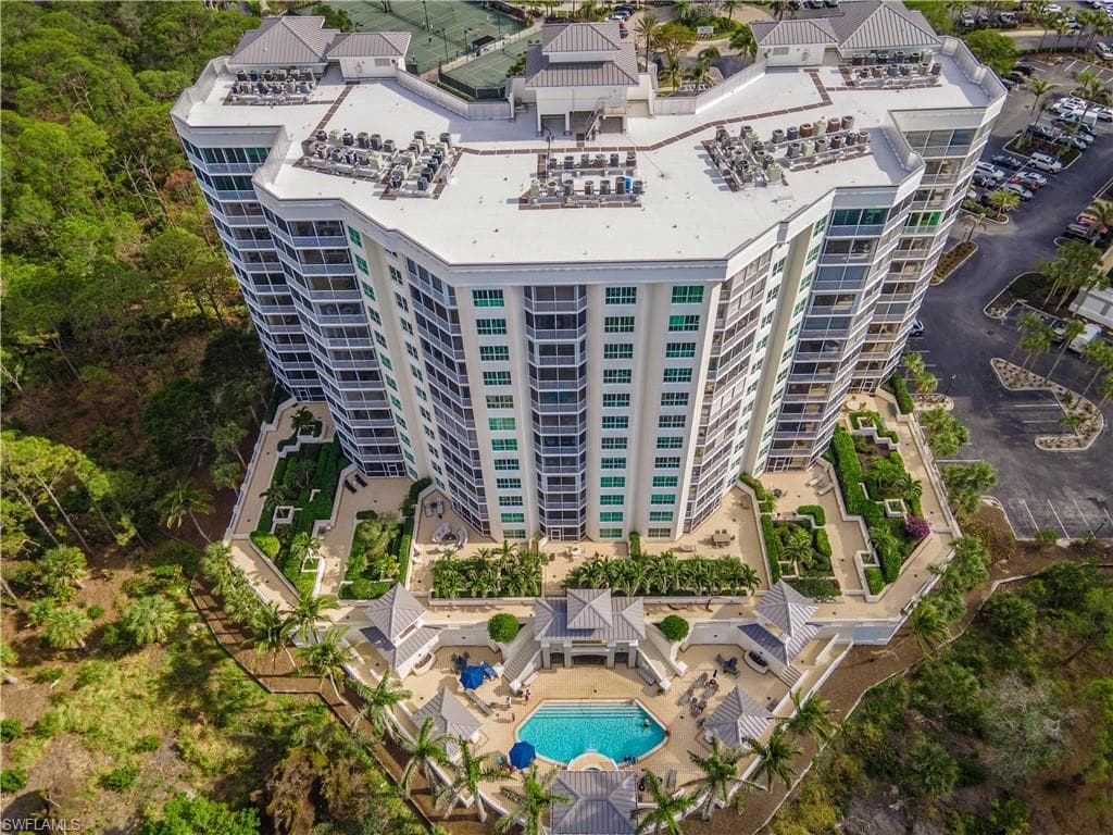 325 Dunes Blvd 1106, Naples, FL 34110-29