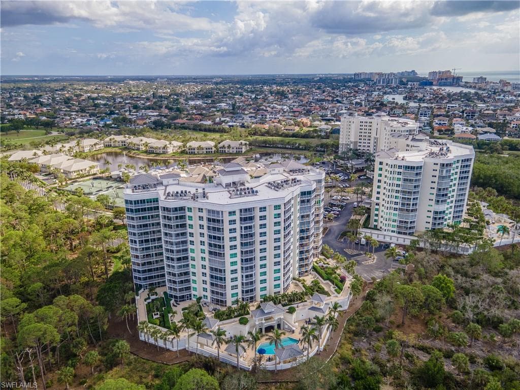 325 Dunes Blvd 1106, Naples, FL 34110-42