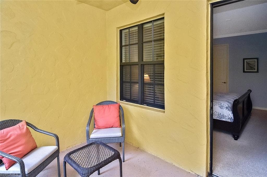 8949 Malibu St 303, Naples, FL 34113-8