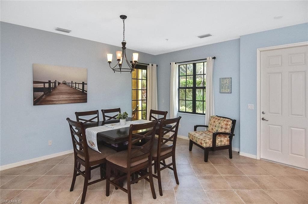 8949 Malibu St 303, Naples, FL 34113-16