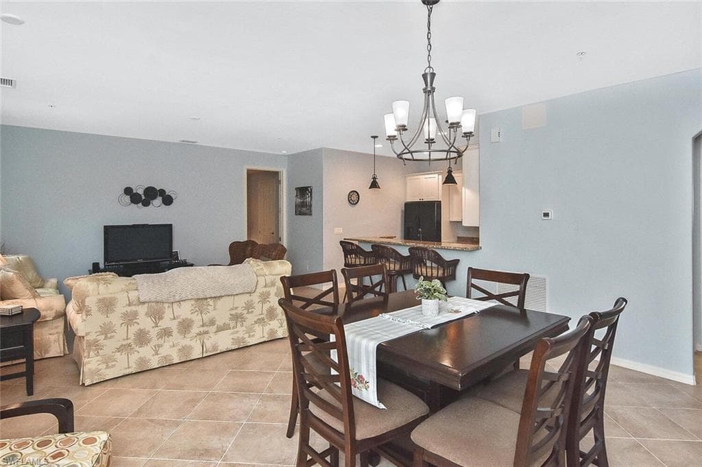 8949 Malibu St 303, Naples, FL 34113-25