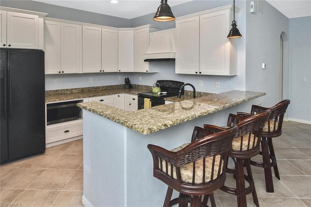 8949 Malibu St 303, Naples, FL 34113-27