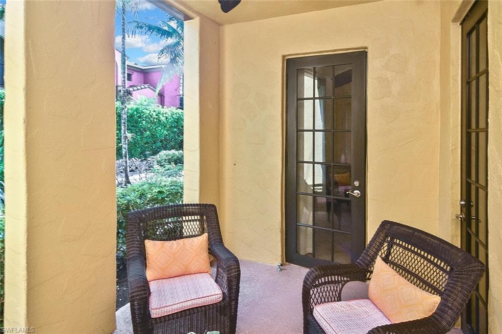 8949 Malibu St 303, Naples, FL 34113-35