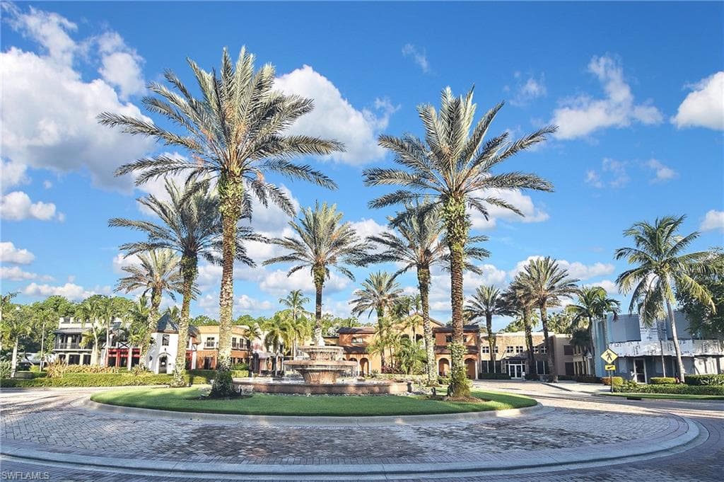 8949 Malibu St 303, Naples, FL 34113-37