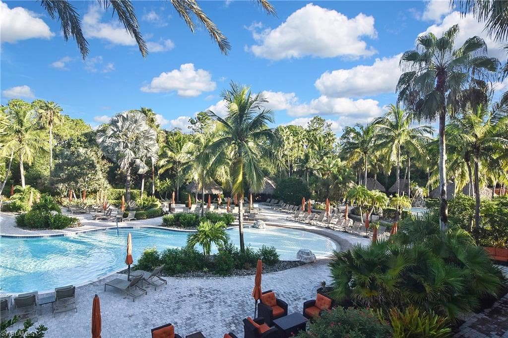 8949 Malibu St 303, Naples, FL 34113-42