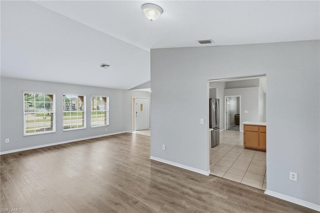 219 Trafalgar Pkwy, Cape Coral, FL 33991-8