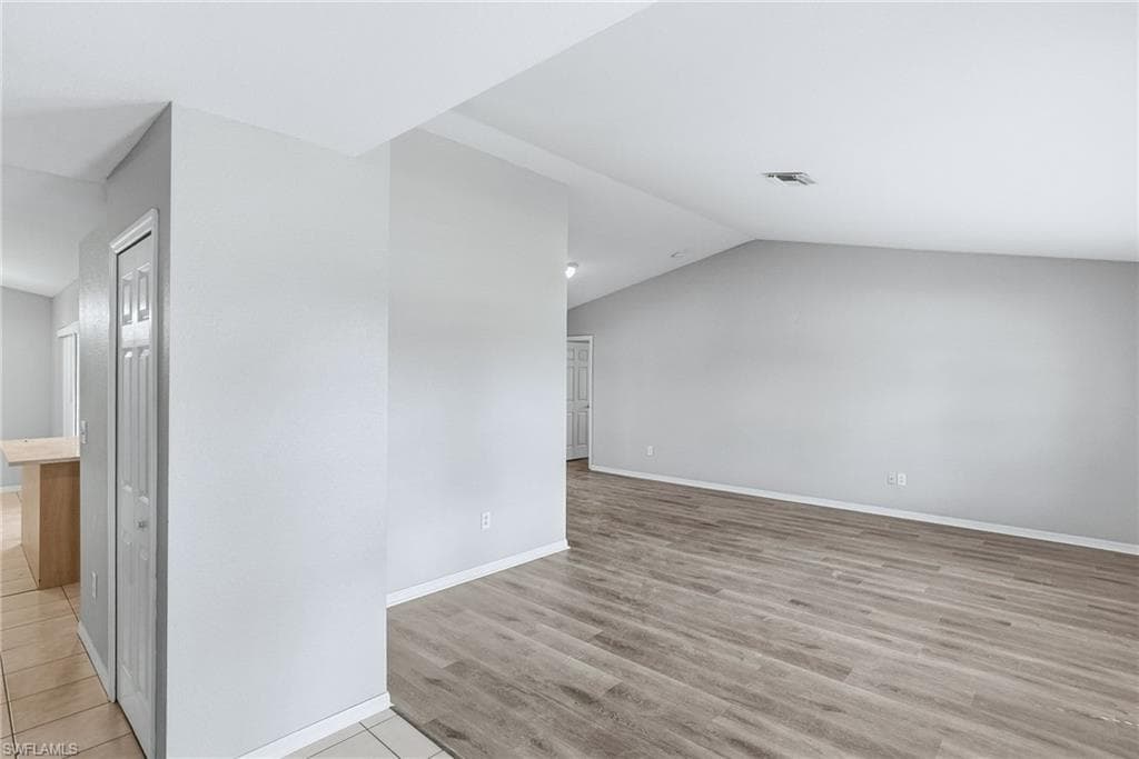 219 Trafalgar Pkwy, Cape Coral, FL 33991-9