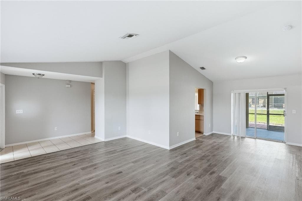 219 Trafalgar Pkwy, Cape Coral, FL 33991-10