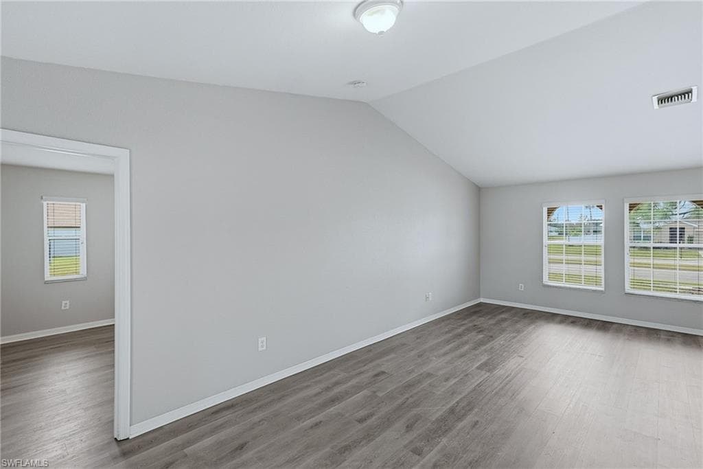 219 Trafalgar Pkwy, Cape Coral, FL 33991-20