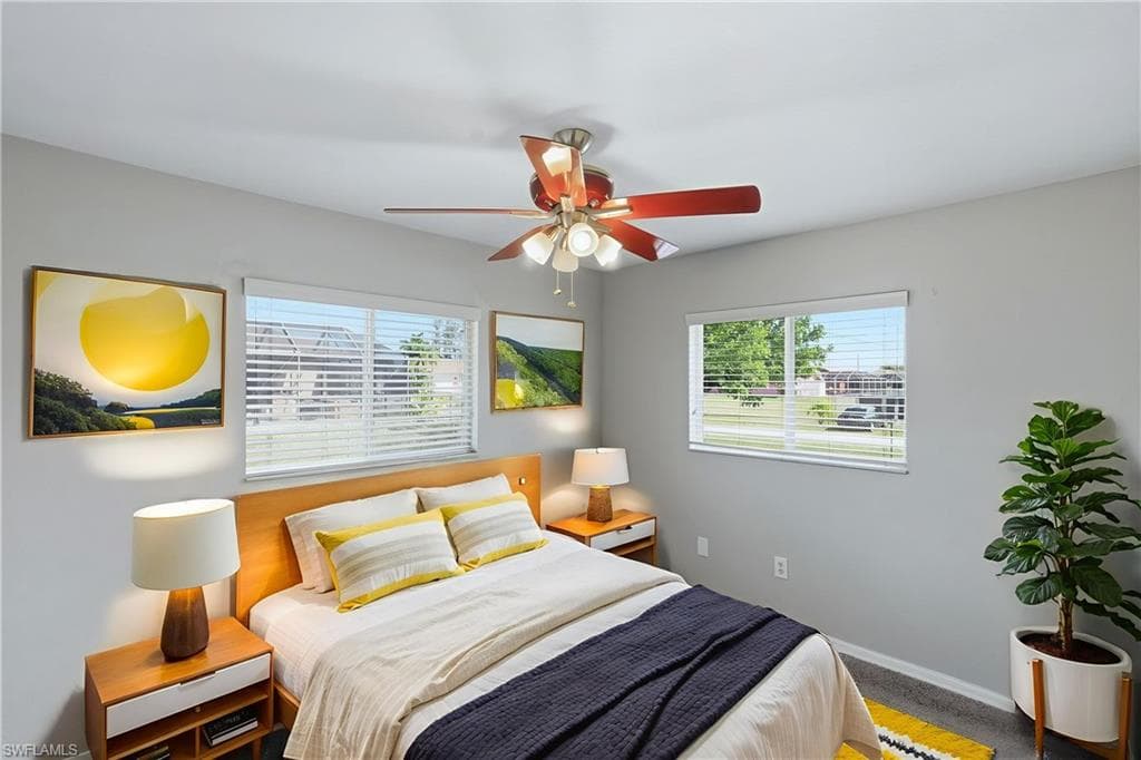 219 Trafalgar Pkwy, Cape Coral, FL 33991-32