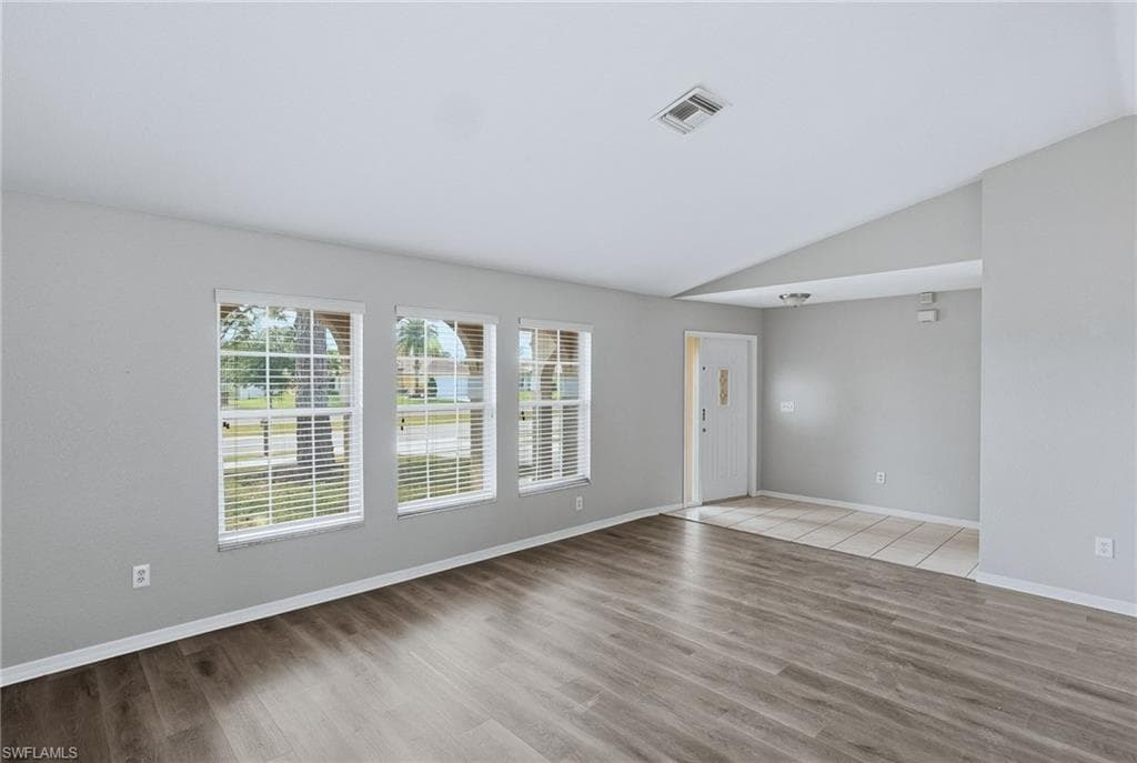 219 Trafalgar Pkwy, Cape Coral, FL 33991-6