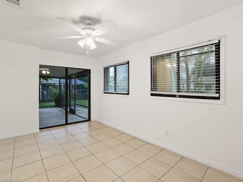 242 1st Ave, Cape Coral, FL 33990-25