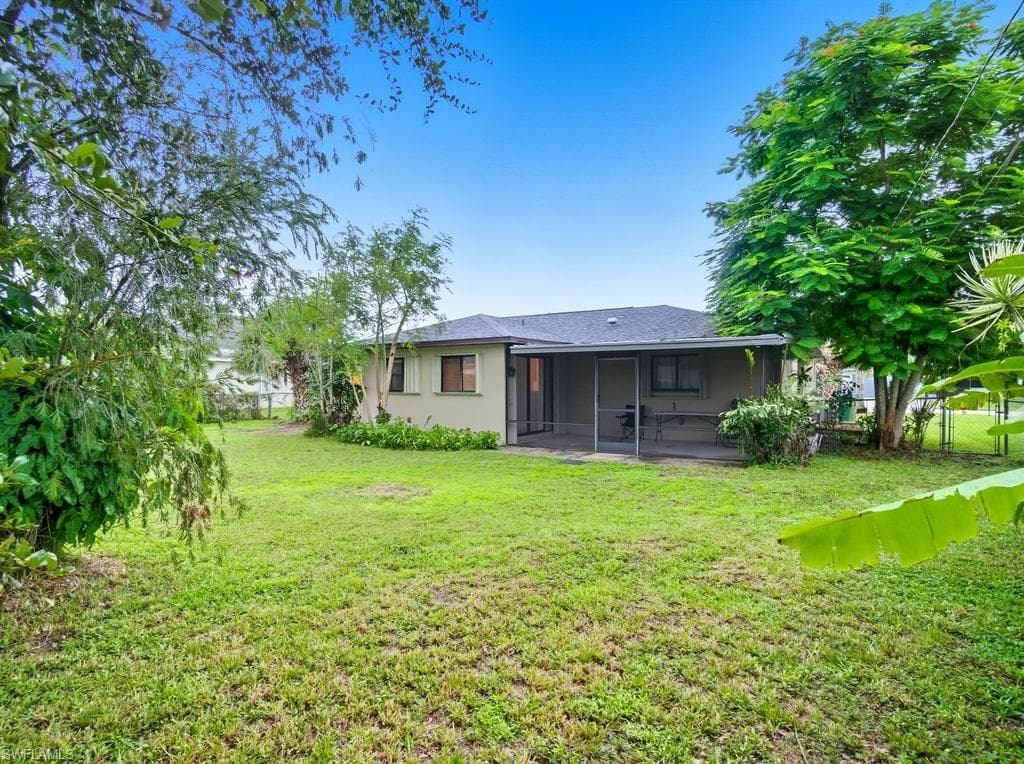 242 1st Ave, Cape Coral, FL 33990-31