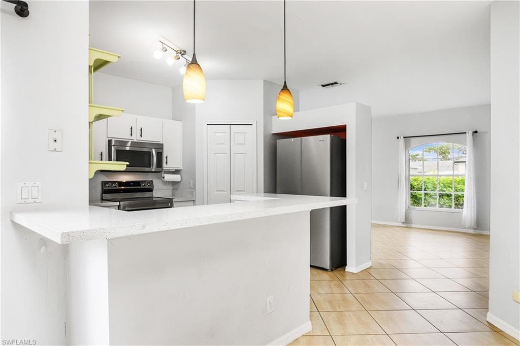 18230 Heather Rd, Fort Myers, FL 33967-12