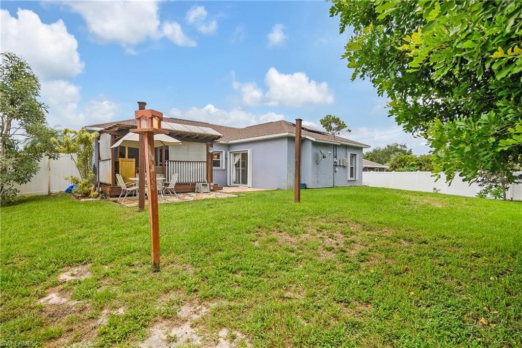 18230 Heather Rd, Fort Myers, FL 33967-28