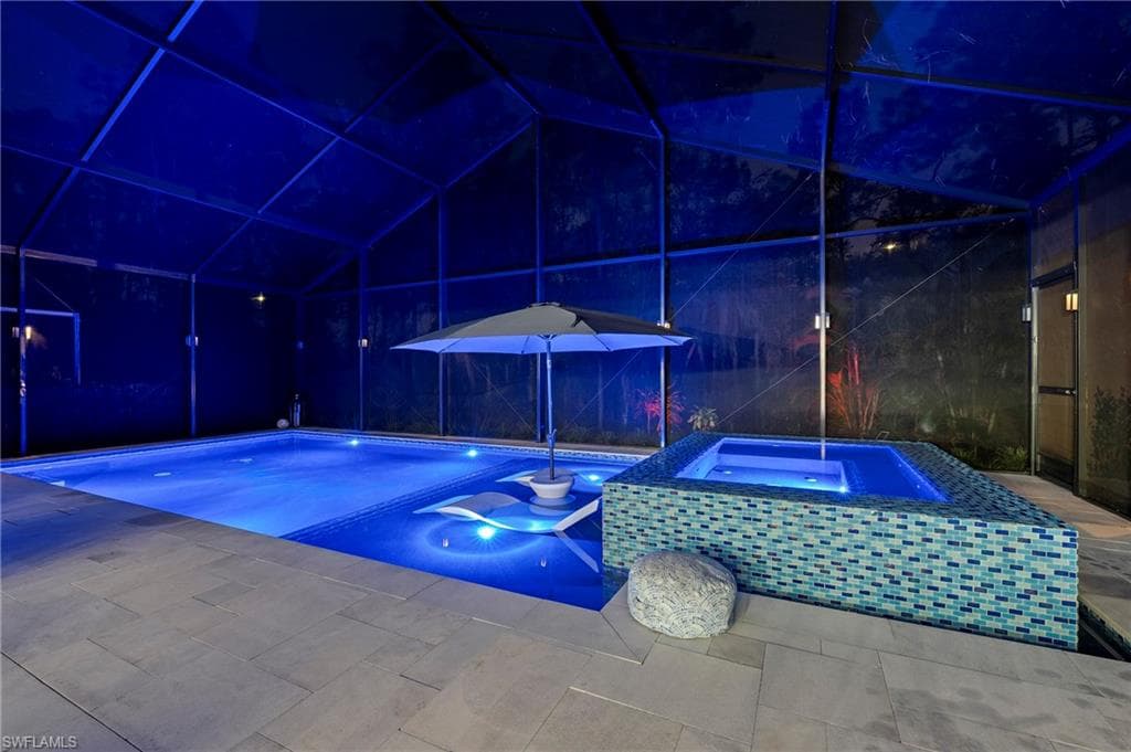 7912 Leicester Dr, Naples, FL 34104-1