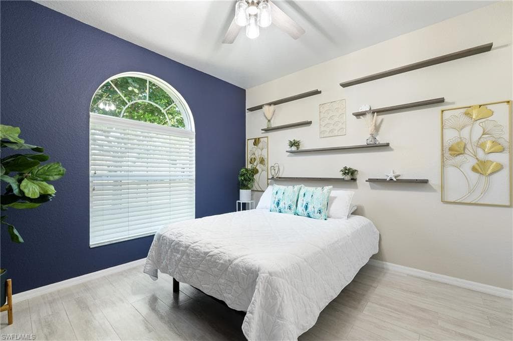 7912 Leicester Dr, Naples, FL 34104-30