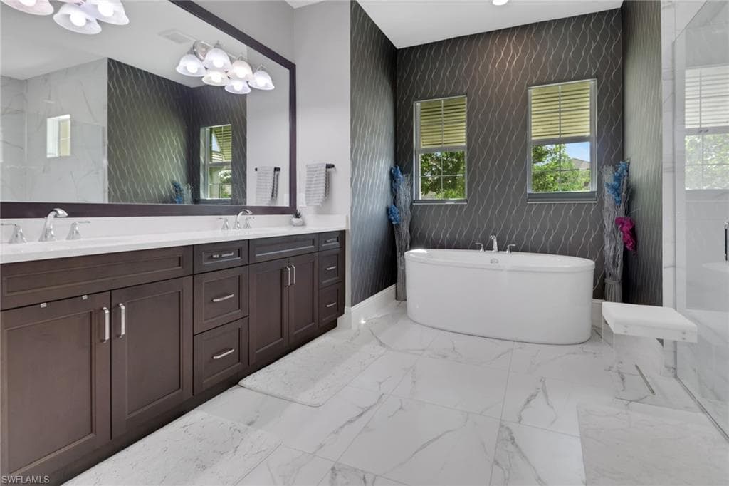 14238 Galley Ct, Naples, FL 34114-14