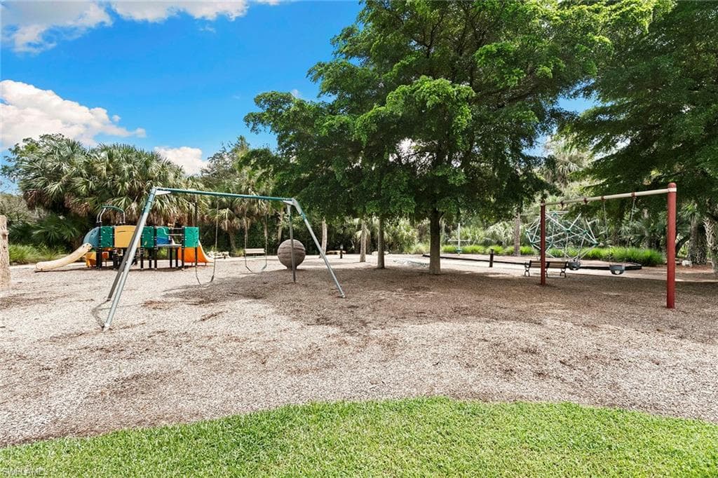 17005 Porta Vecchio Way 102, Naples, FL 34110-29